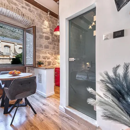Apartment Laus *